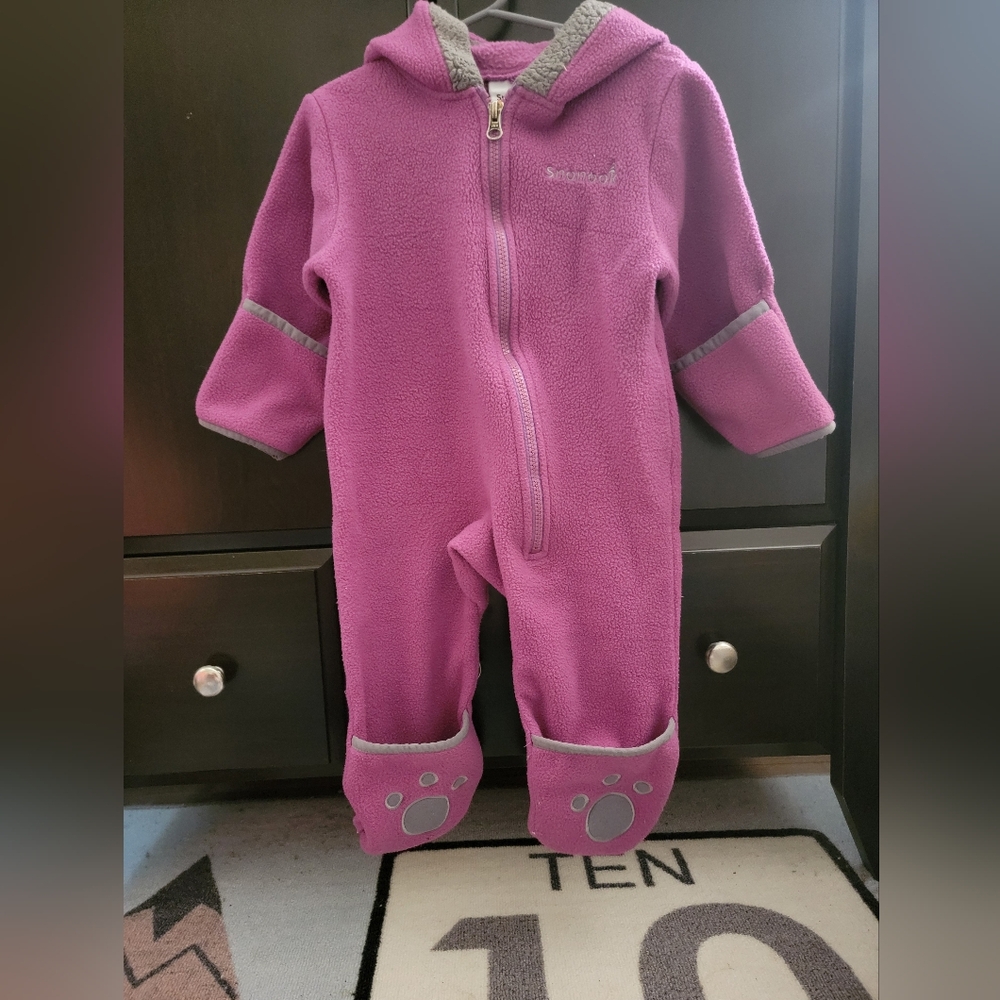 Snonook baby/toddler girls winter bodysuit size 12-18 months